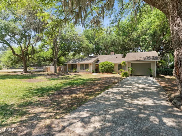 6027 Vaux Rd, Beaufort, SC 29906