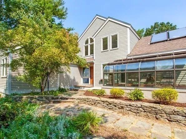 2160 Main St, Concord, MA 01742