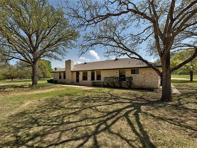 207 Rancho Bueno Dr — Photo 4