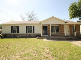 501 Norwood Dr, Hurst, TX 76053