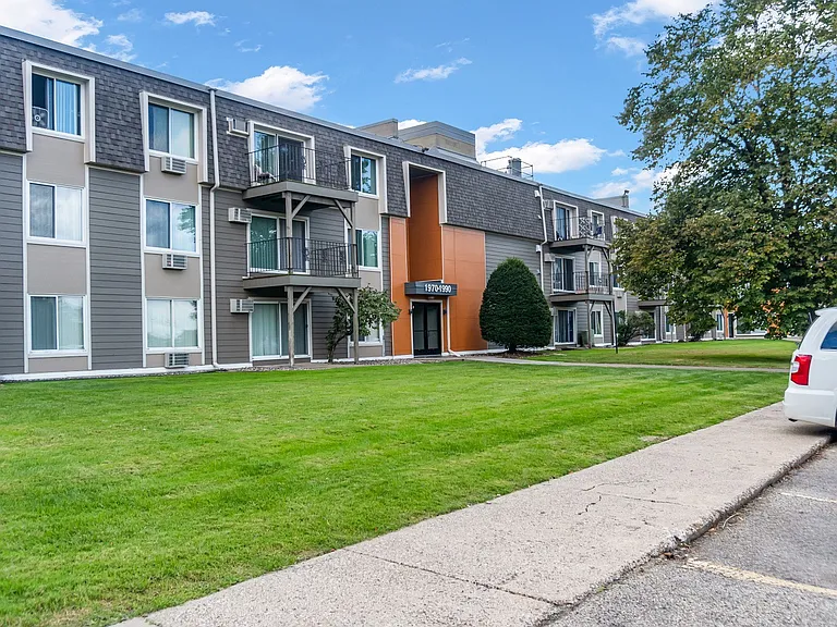 Terra Pointe Apartments — Photo 27