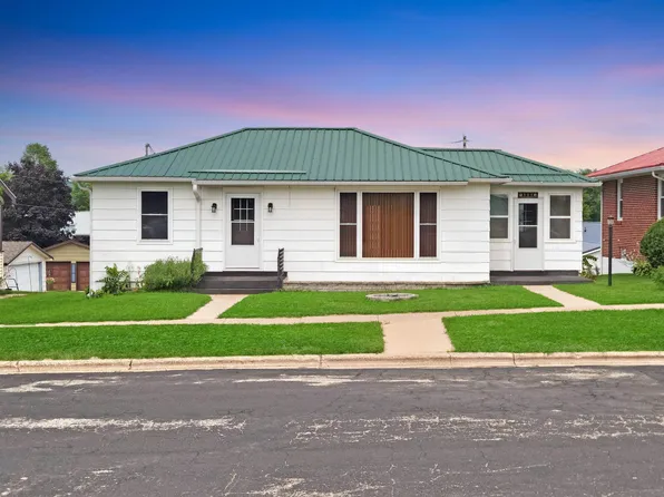 305 Parker St, Boscobel, WI 53805