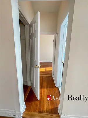 Rented by Astor Realty | media 8