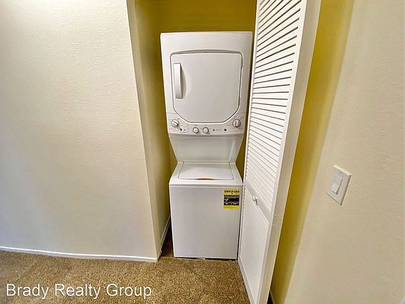 4th image of 4830 Nara Vista Way Unit 104