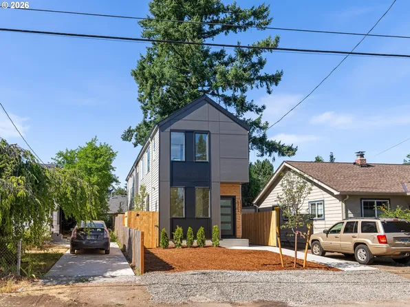 5305 SE Malden St #2, Portland, OR 97206