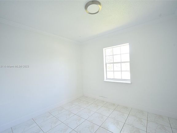 4th image of 21411 SW 102nd Ave