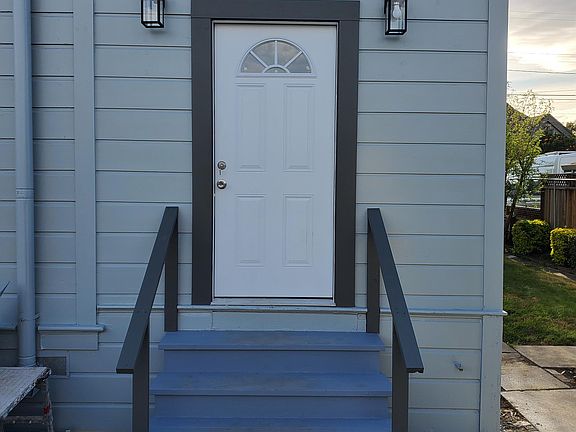 5th image of 412 N 18th St #2