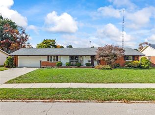 190 Robin Hood Ln, Troy, OH 45373