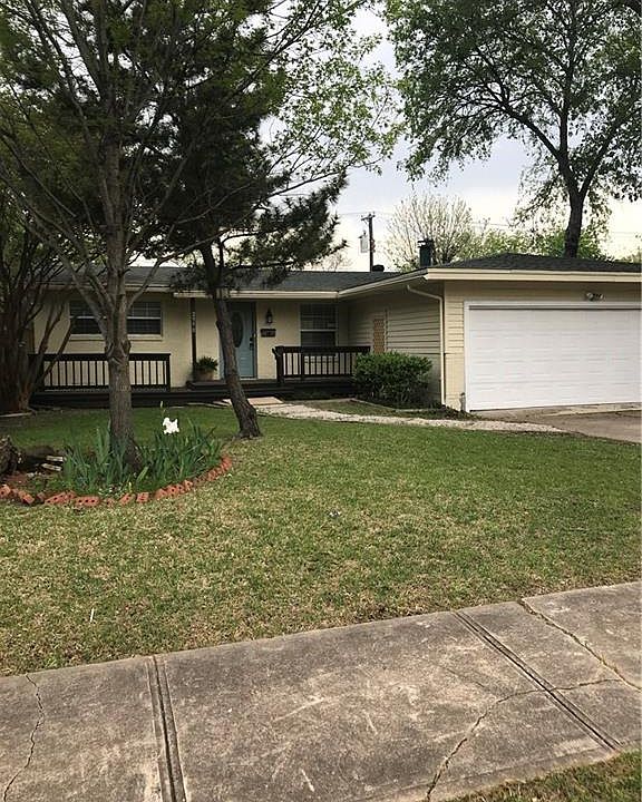 1st image of 2950 Carrizo Ln