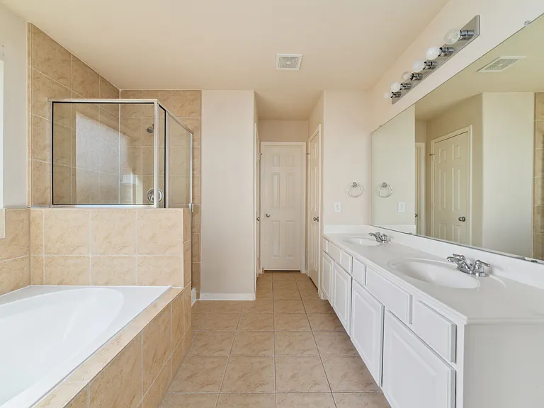 13907 Early Dew Ct — Photo 12