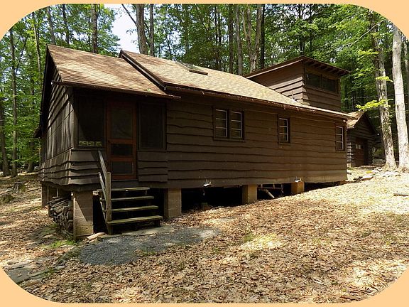 3rd image of 1468 Lakeland Dr