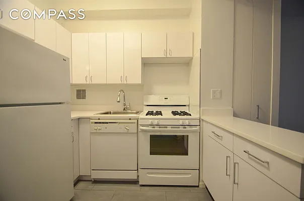 Rented by Compass | media 6