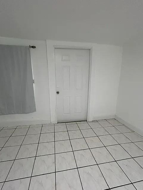 1 bed, 450 sqft, $1,280 — Photo 2