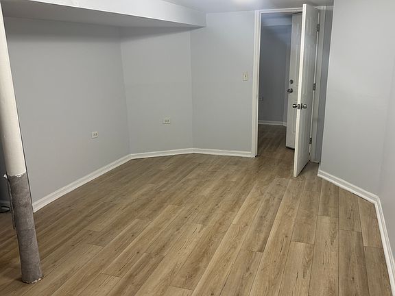 5th image of 7640 S Phillips Ave APT B