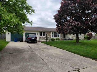 806 W Macalan Dr, Marion, IN 46952