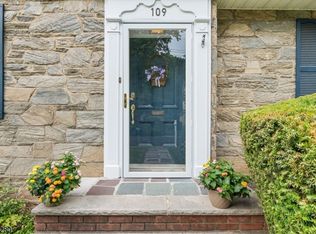 109 Oakland Rd, Maplewood, NJ 07040