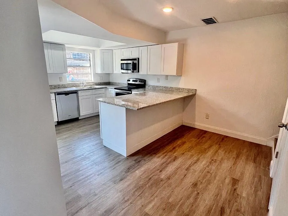 45 Springwood Sq