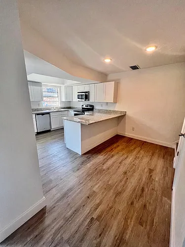 45 Springwood Sq Photo 1
