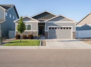 1840 Holloway Dr, Windsor, CO 80550