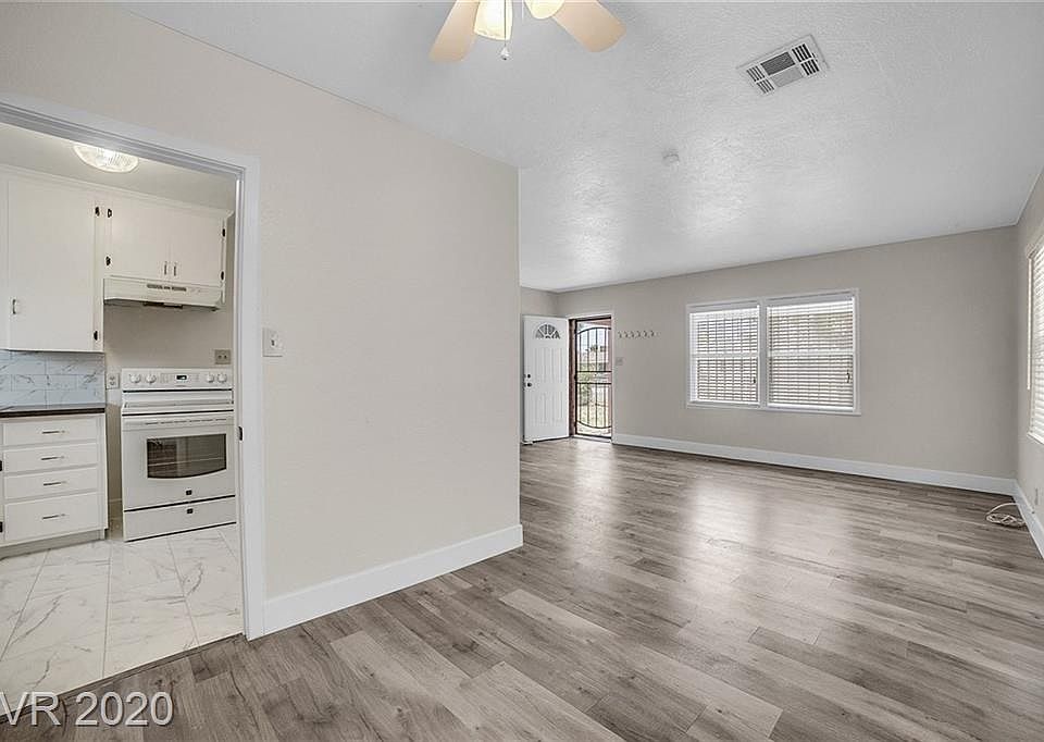 1st image of 2215 E Ogden Ave