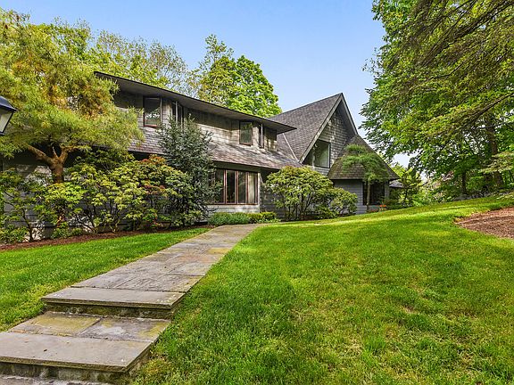 18 bayberry front.jpeg