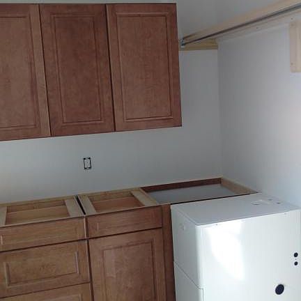 5th image of 2893 Jasmine St