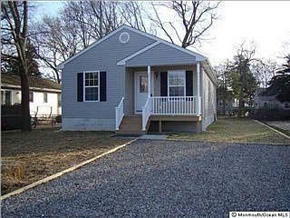2nd image of 3113 Victor Ave