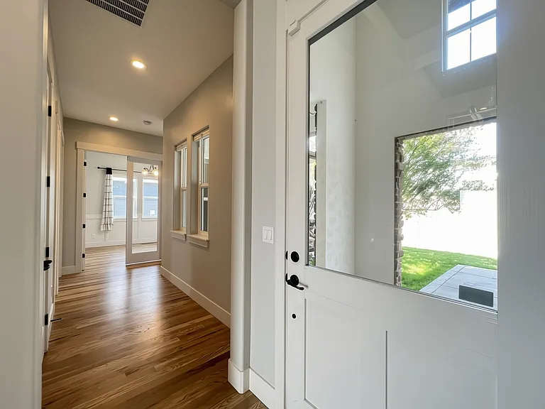5561 E Hootowl Dr — Photo 5