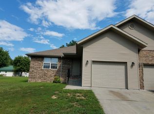 502 Kadee Dr UNIT B, Crane, MO 65633