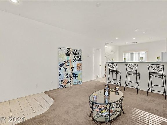 5th image of 9964 Star Lake Ave