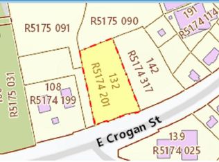 132 E Crogan St, Lawrenceville, GA 30046