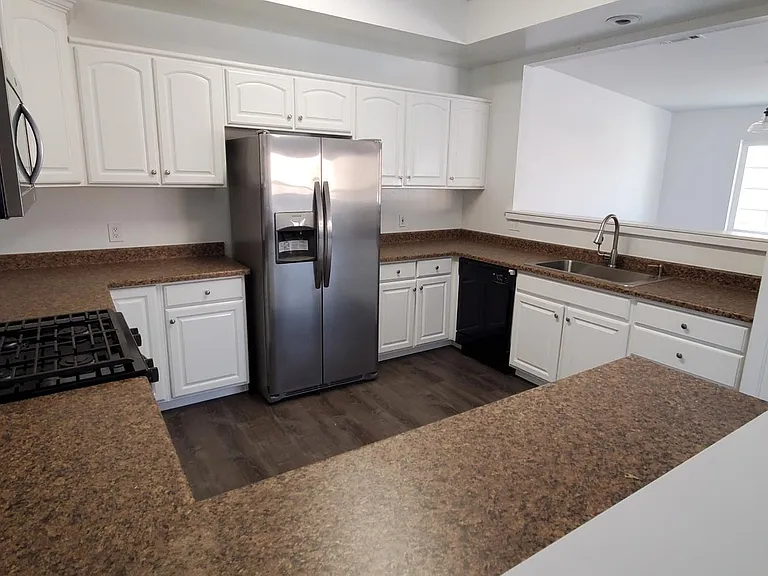 5771 La Jolla Blvd — Photo 7