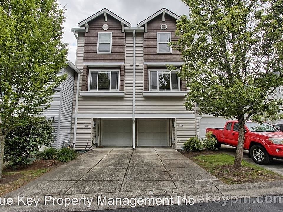 1st image of 8822 NE 17th St