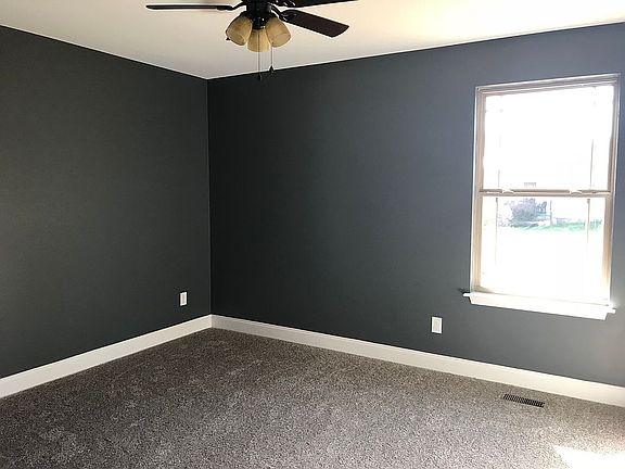 4th image of 137 Aster Ave