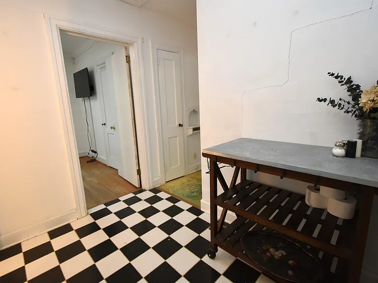 2603 W Carver St — Photo 24