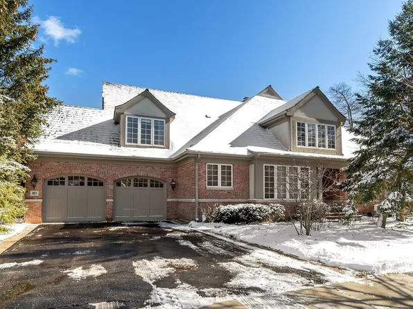 401 Fox Meadow Dr #401, Winnetka, IL 60093