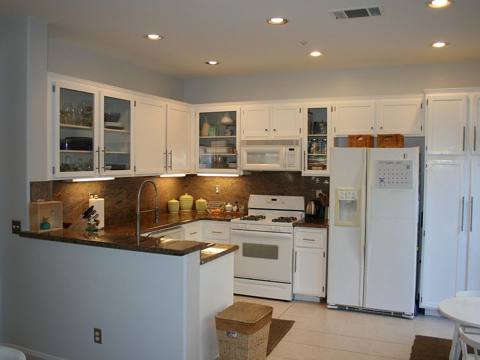 1st image of 184 Trofello Ln