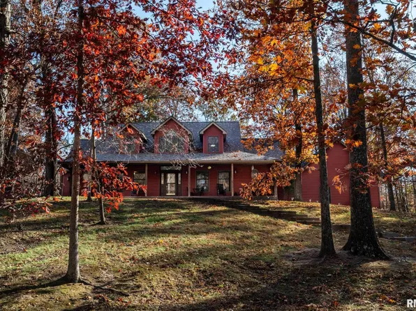 1901 Spring Garden Rd, Marion, IL 62959