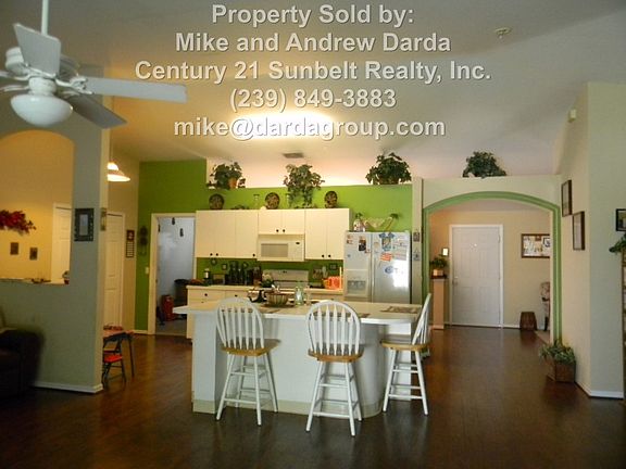 5th image of 929 NW 9th Ave
