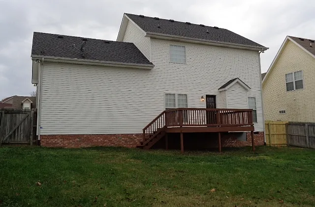 2406 Adelaide Dr — Photo 14