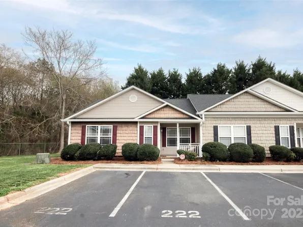 222 Baldwin Ct, Rock Hill, SC 29730