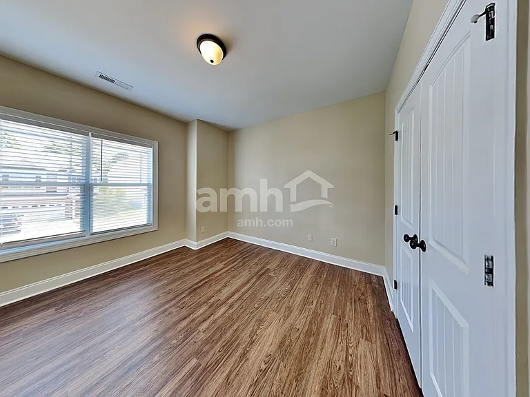 518 Dawley Dr — Photo 19