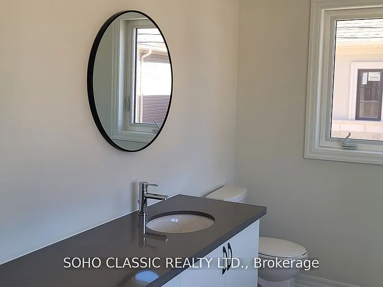 19 Connell Dr — Photo 8