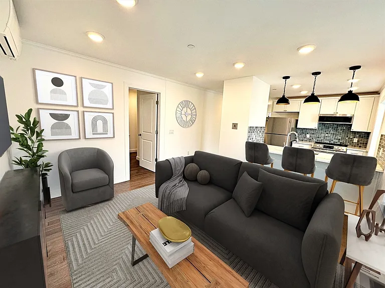 33 Leyden St #6 — Photo 1