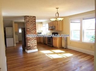 185 Hillside St #1, Boston, MA 02120