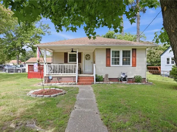 4008 Deep Creek Blvd, Portsmouth, VA 23702