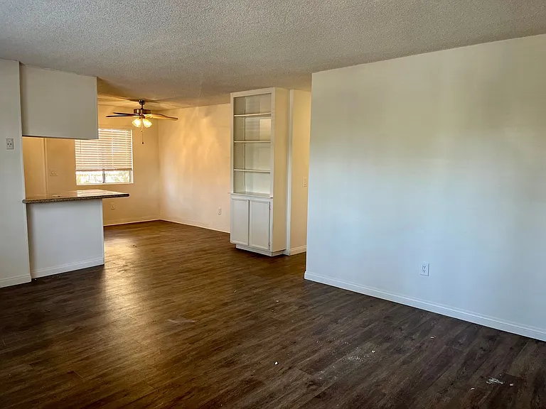 Remodeled 3 Bed/ 2 Bath Clairemont Mesa — Photo 4