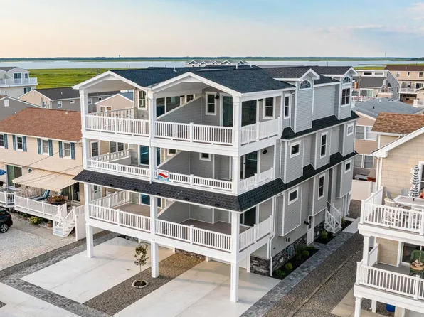119 33rd St E #Sea, Sea Isle City, NJ 08243