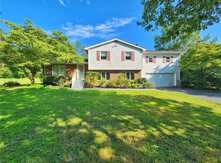 1660 Pulaski Mercer Rd, Mercer, PA 16137