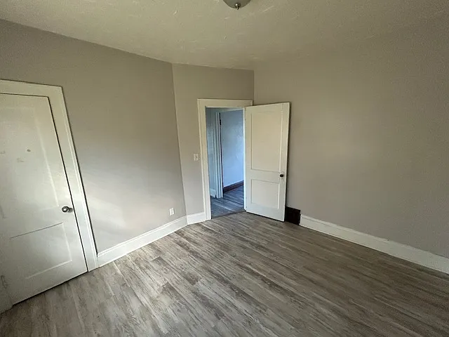10806 Fidelity Ave #1 — Photo 8